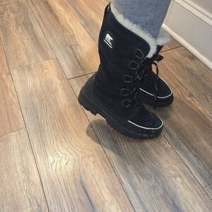 Sorel Black and Cream Winter Boots
